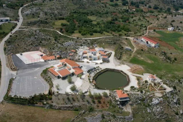 Delina Mountain Resort