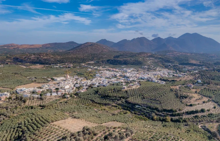 Perama, Mylopotamos