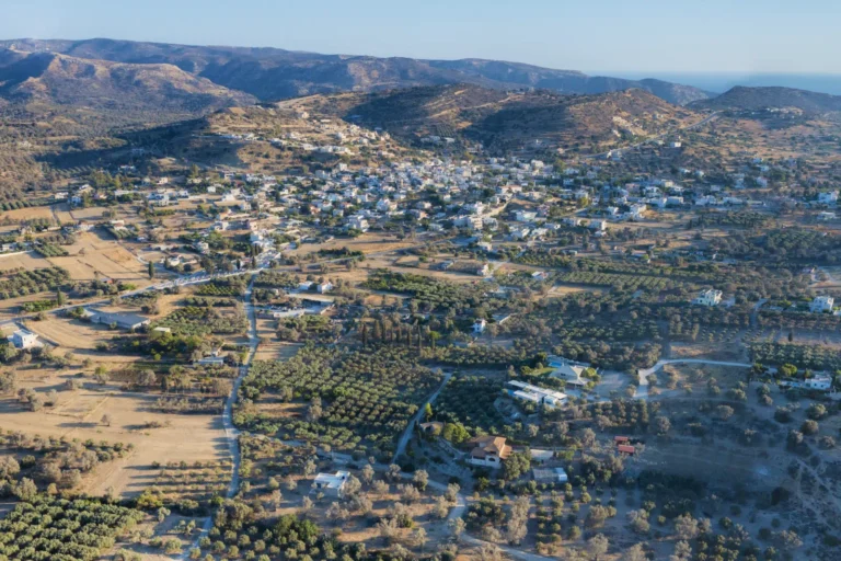 Pitsidia, Phaistos