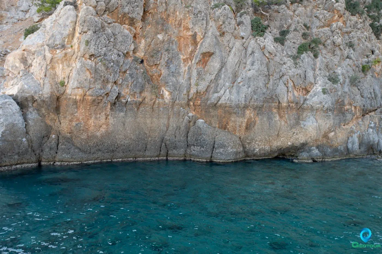 Uplift coastling at Sougia